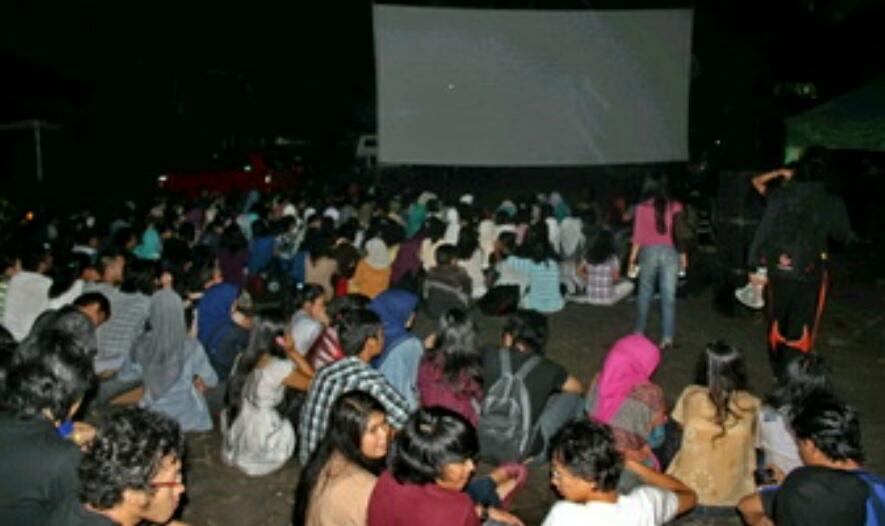 Layar Tancap: Hiburan Masyarakat Zaman Dahulu di Tahun 1970-1990