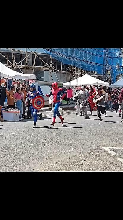Netizen Prihatin! Para Superhero pada Lari Kocar-kacir Dikejar Satpol PP, Ternyata...