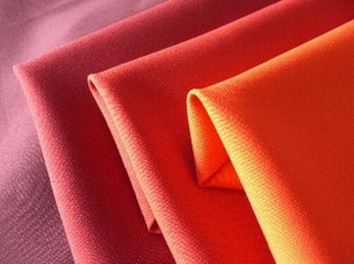 Jersey Bahan Polyester: Keunggulan dan Aplikasinya dalam Fashion