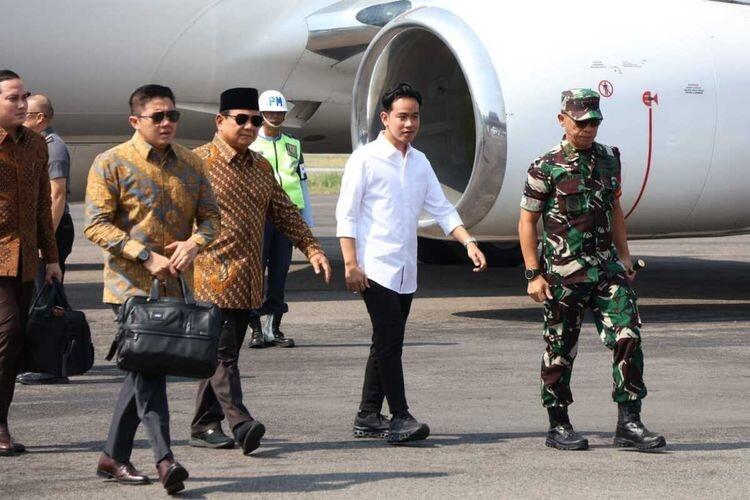 Jokowi dan Prabowo Mendadak Lakukan Pertemuan Tertutup di Solo