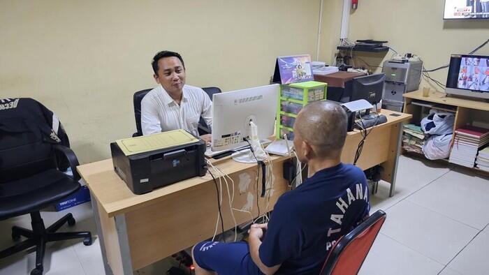 Bejat! Guru SMP di Bandung Perk0sa Muridnya di Masjid Sekolah