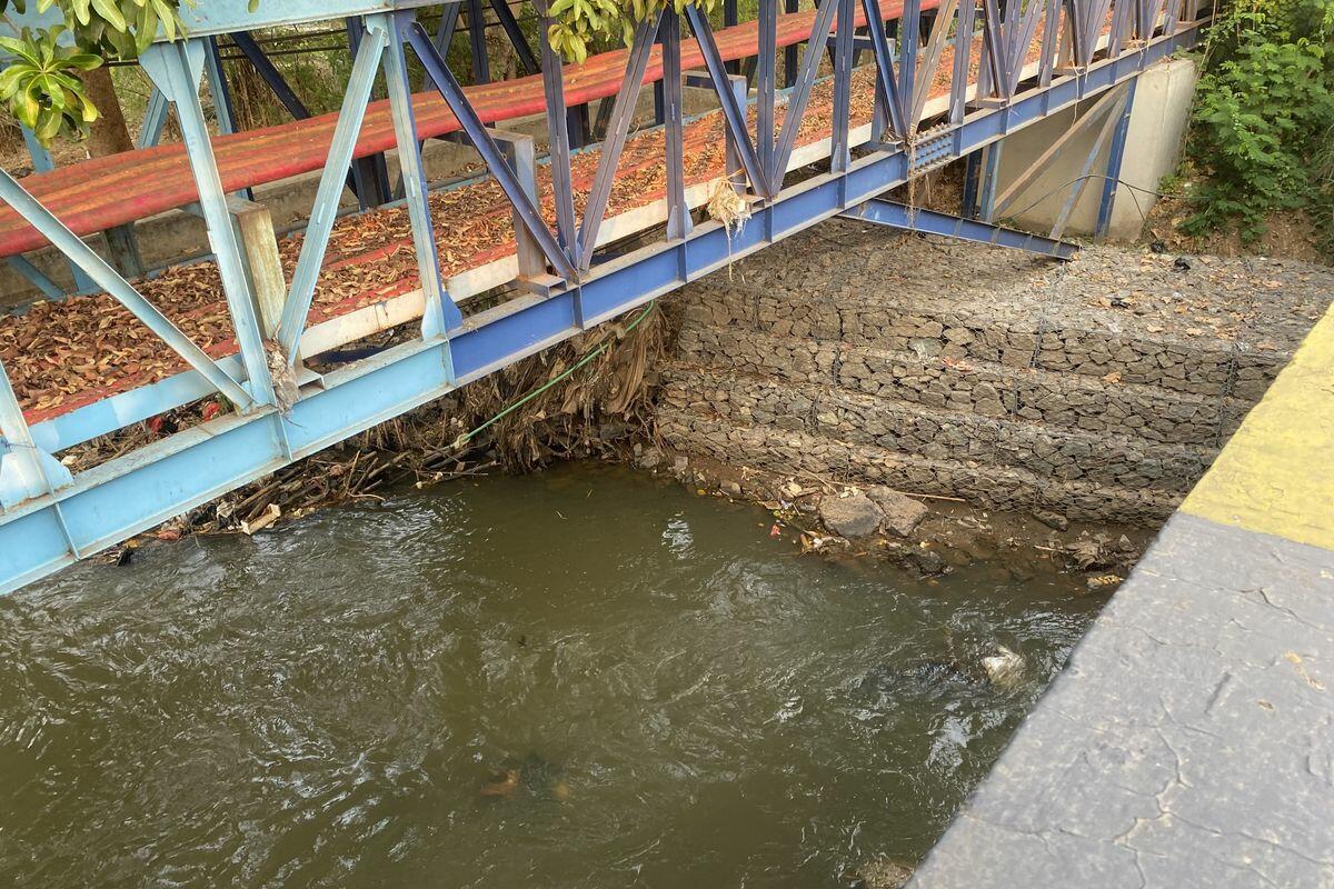 Ngeri! Seorang Sales Minuman di Bekasi Dirudapaksa 3 Orang Pria Dibawah Jembatan