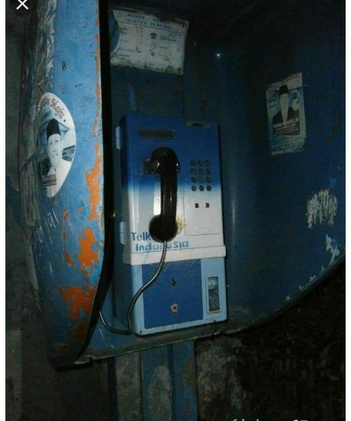 Telepon Umum: Sejarah, Fungsi, dan Perannya di Masa Kini