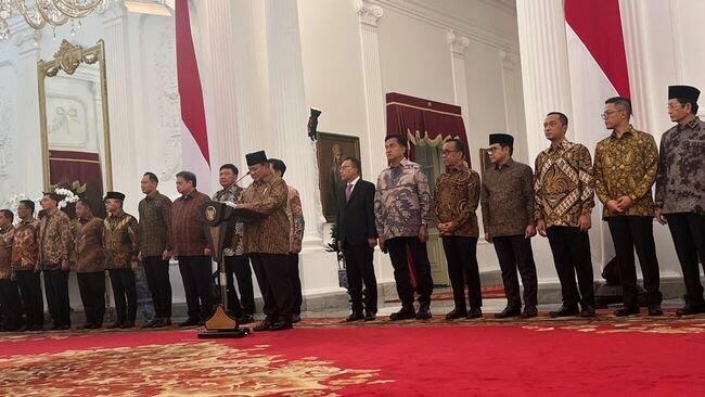 Daftar Lengkap Menteri Kabinet Prabowo-Gibran nih Gan, Ada Sri Mulyani dan Budi Arie