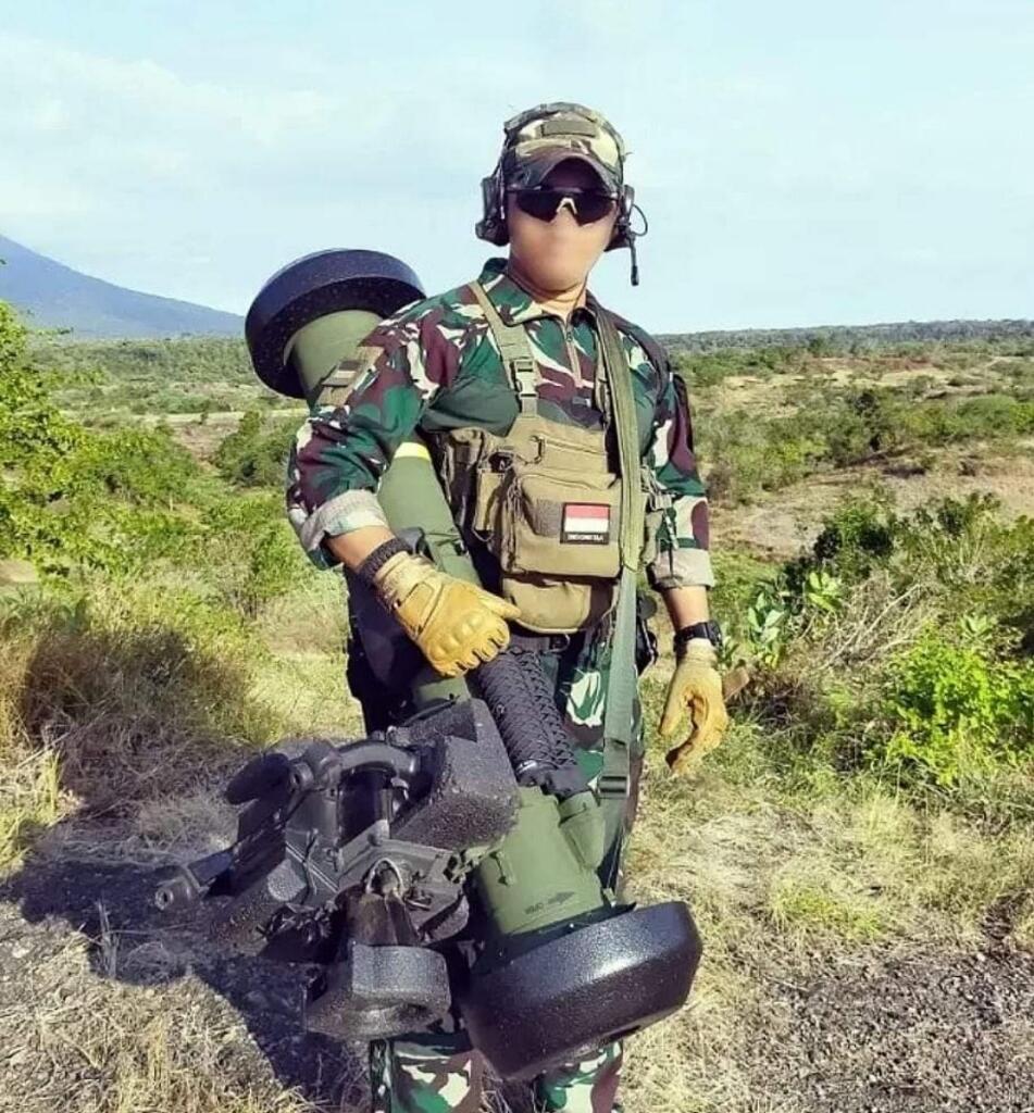 Ngilu saat Melihatnya, Pengemudi Tank Rusia Terbakar Setelah T-80BV Disengat Javelin