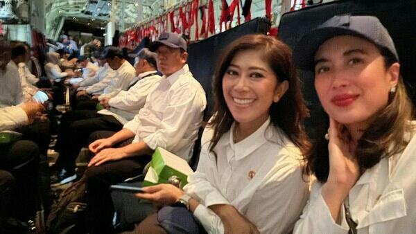 Momen Di Dalam Herky Saat Para Menteri Terbang Menuju Jogja