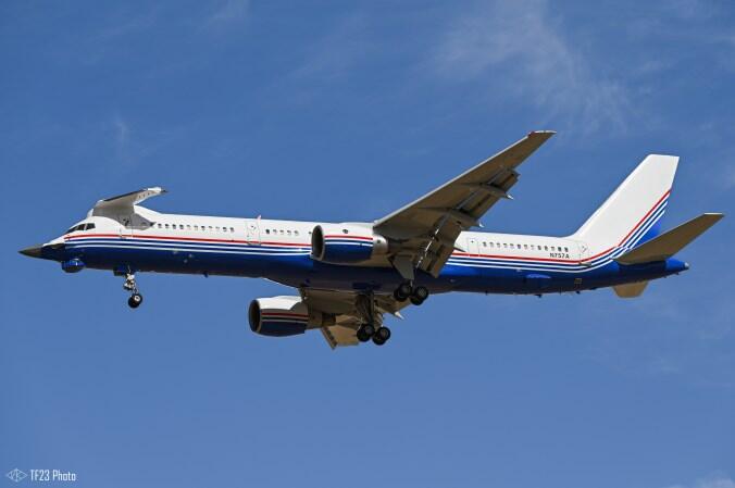 Boeing 757 Catfish: Pesawat yang Digunakan untuk Uji Coba Sistem Avionik F-22 Raptor
