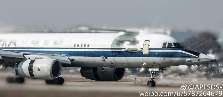 Boeing 757 Catfish: Pesawat yang Digunakan untuk Uji Coba Sistem Avionik F-22 Raptor