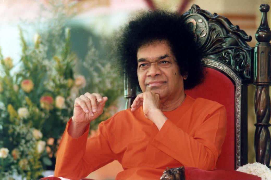 Sai Baba: Antara Guru Suci dan Kontroversi Besar - Mukjizat atau Ilusi?