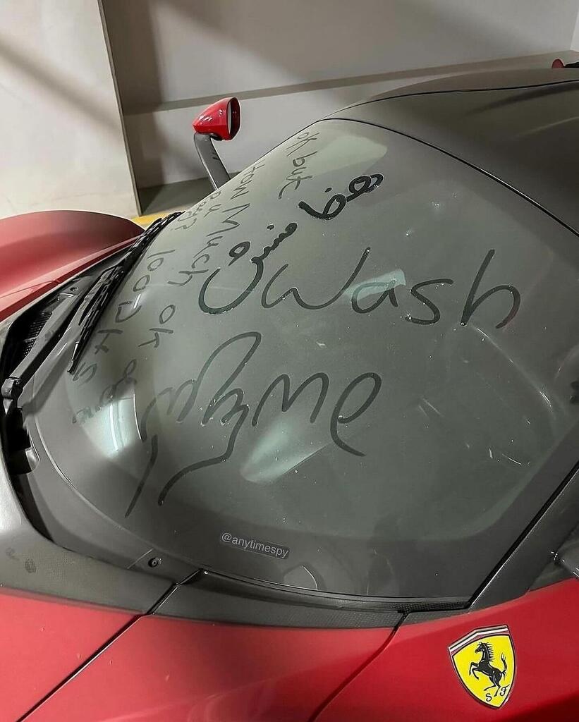 Harganya Lebih dari Rp 20 Miliar, LaFerrari Ini Cuma Jadi Penunggu Parkiran