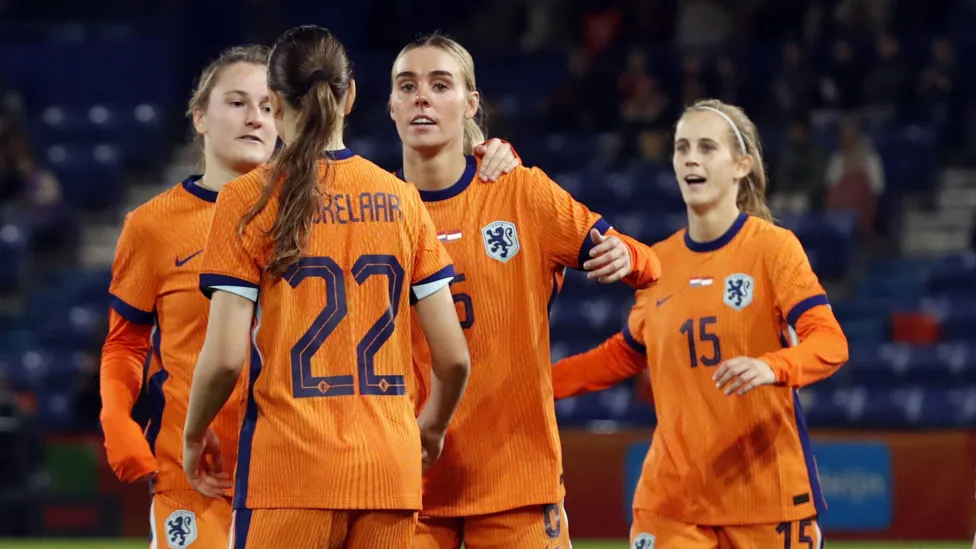 Netherlands 15-0 Indonesia: Jill Roord scores twice in record win for Dutch