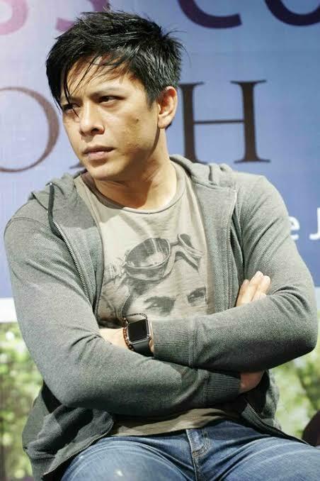 Ngaku Bosan Bernyanyi dan Lebih Suka Ndekem di Rumah, Ariel Noah Berikan Alasannya!