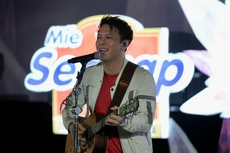 Ngaku Bosan Bernyanyi dan Lebih Suka Ndekem di Rumah, Ariel Noah Berikan Alasannya!