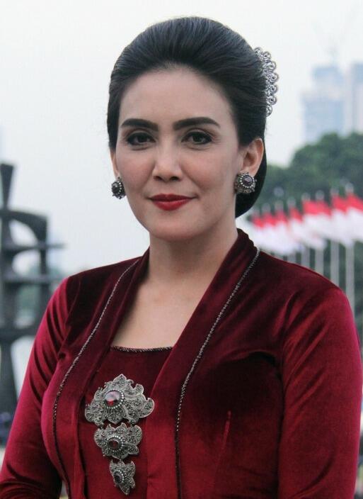Buntut Kasus Guru Supriyani, Camat Baito Dicopot! Rieke Diah Pitaloka Angkat Bicara
