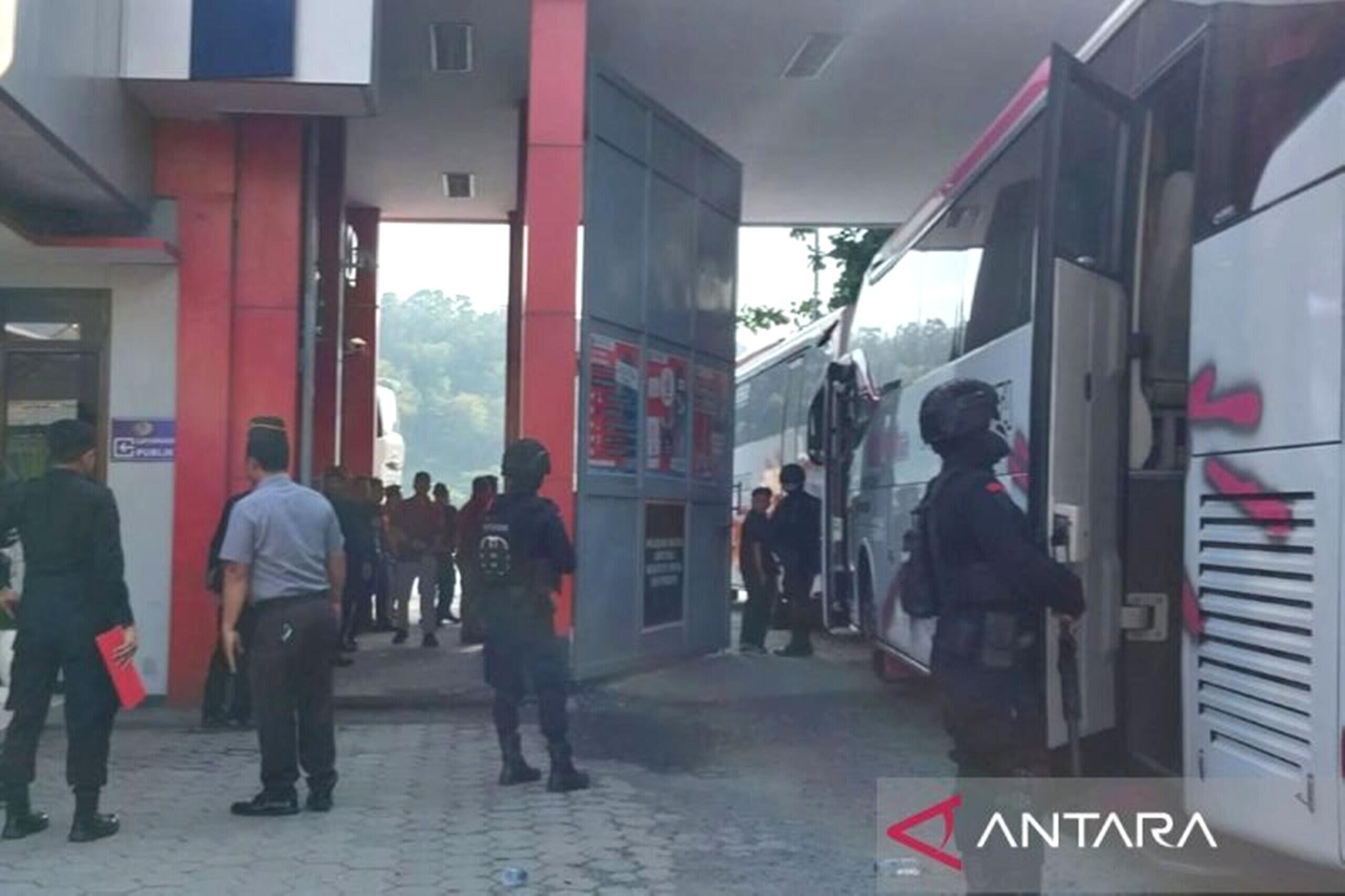 Menteri Agus Andrianto Pindahkan 64 Napi Berisiko Tinggi dari Sumut ke Nusakambangan