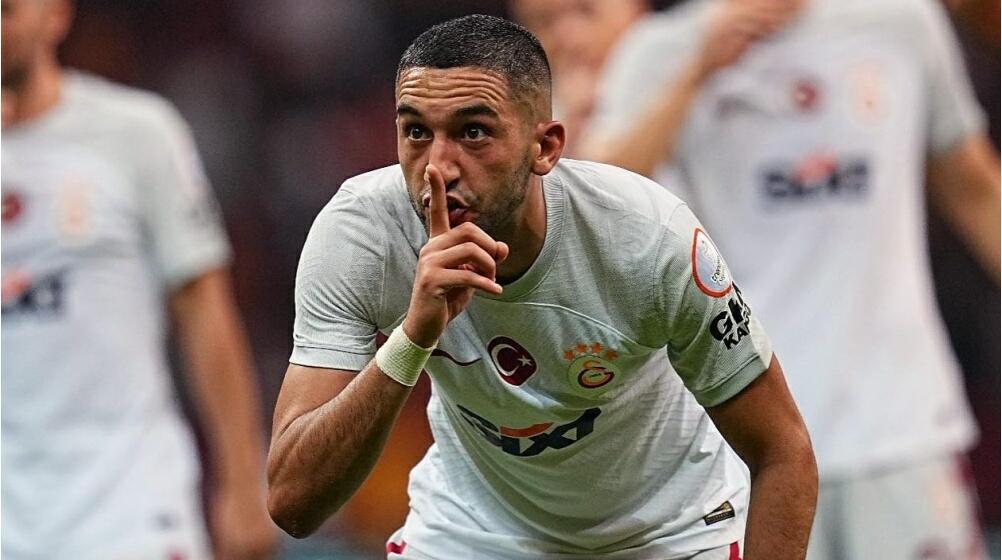 Hakim Ziyech Ledek Fans Israel: Jika bukan Anak dan Perempuan, Ya Mereka akan Lari!