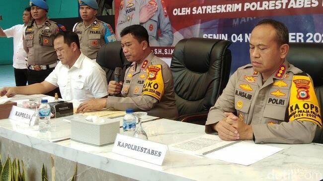 Dua Oknum Polisi Polda Sulsel Kedapatan punya Aplikasi Judi Online, Lho kok Bisa?