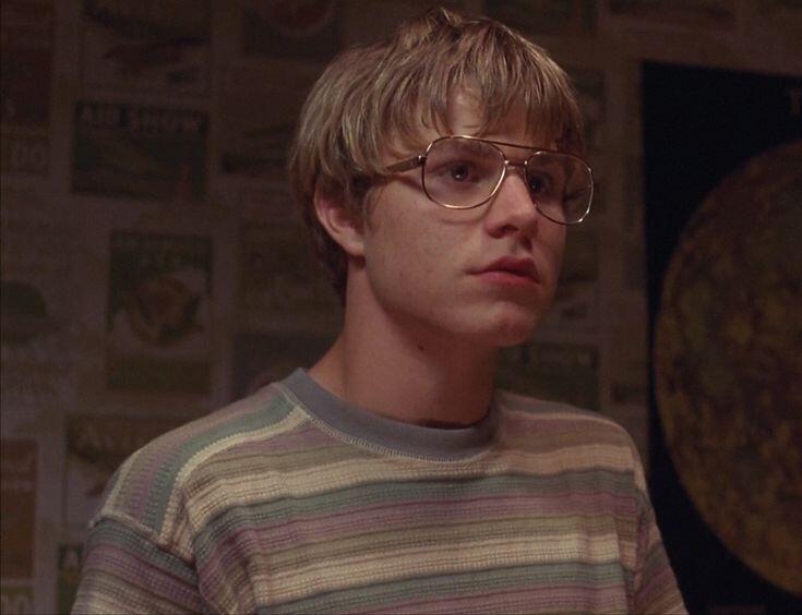 Dampak Trauma dan Penerimaan Diri: Pelajaran dari Mysterious Skin