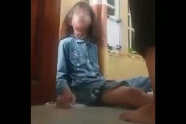 Tak Hafal Surah Al-Qur'an, Bocah Perempuan Dianiaya dan Dirantai Ibu Kandung