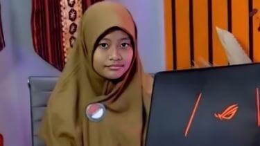 Fitria Khasanah, Siswi Berbakat Siap Berlaga di Piala Gubernur Esports Lampung