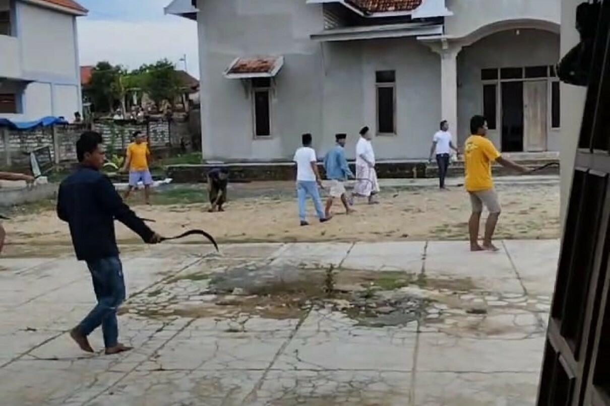 Ngeri! Insiden Carok di Sampang 1 Orang Tewas, Diduga Terkait Masalah Politik!