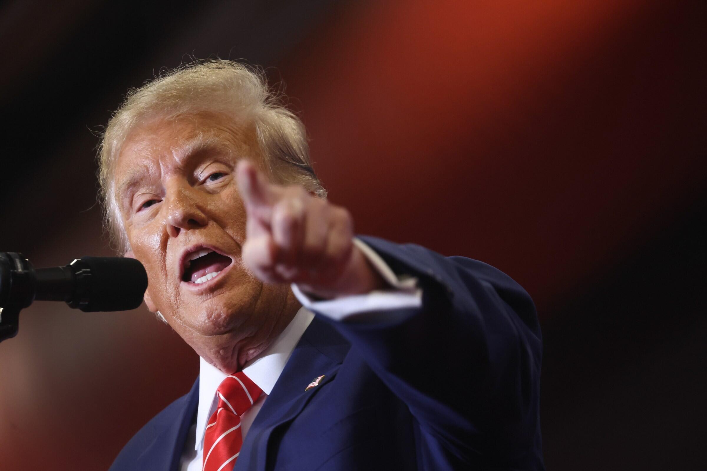 Beneran Bang Donald Trump Bubarin Departemen Pendidikan?