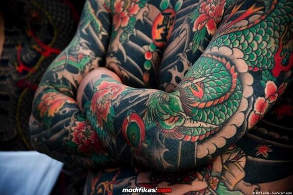 Populasi Jepang Anjlok Parah, Yakuza Terancam Lenyap
