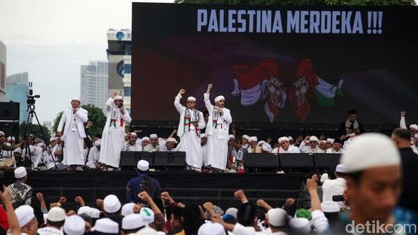 Reuni 212 Digelar Hari Ini! Banyak Tokoh Diundang, Tapi Anies malah Nggak Diundang?