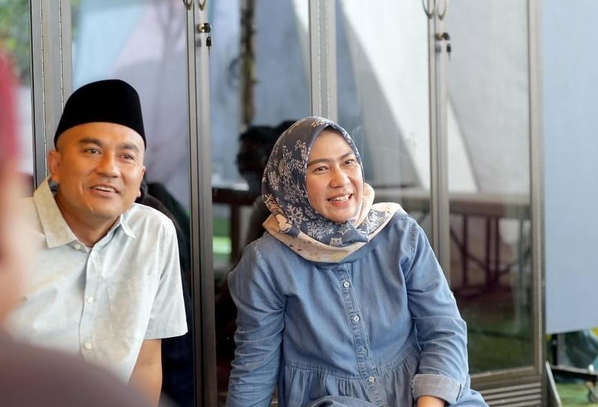 Penulis Ternama Randu Alamsyah: Mari Adil Dengan Lisa