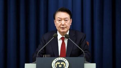 Presiden Korea Selatan Yoon Akan Batalkan Darurat Militer
