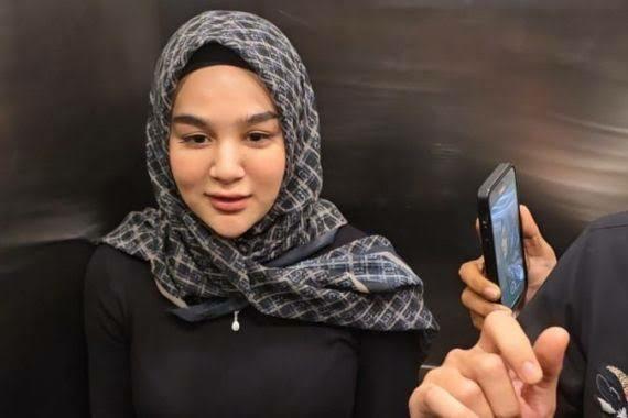 Tersandung Kasus Lagi! Hana Hanifah Diperiksa Polisi, Diduga Terkait Kasus Korupsi