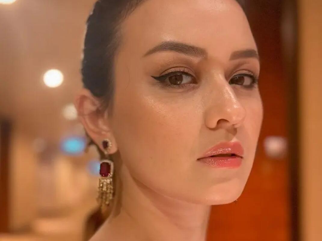 5 Aktris Indonesia Berwajah Khas Eropa Yang Cantik Abis