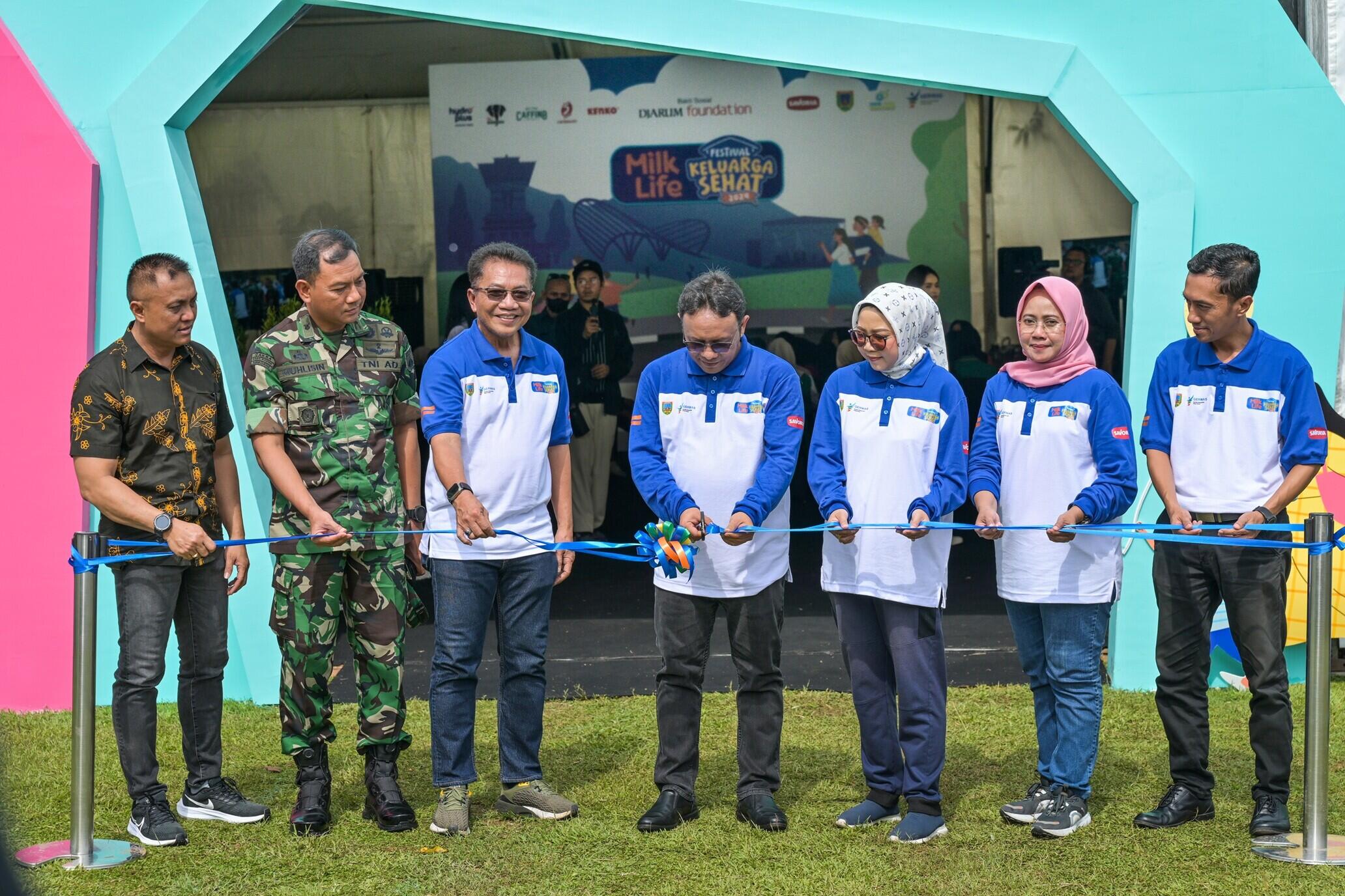 Cegah Stunting ala Warga Kudus di 'Milklife Festival Keluarga Sehat'