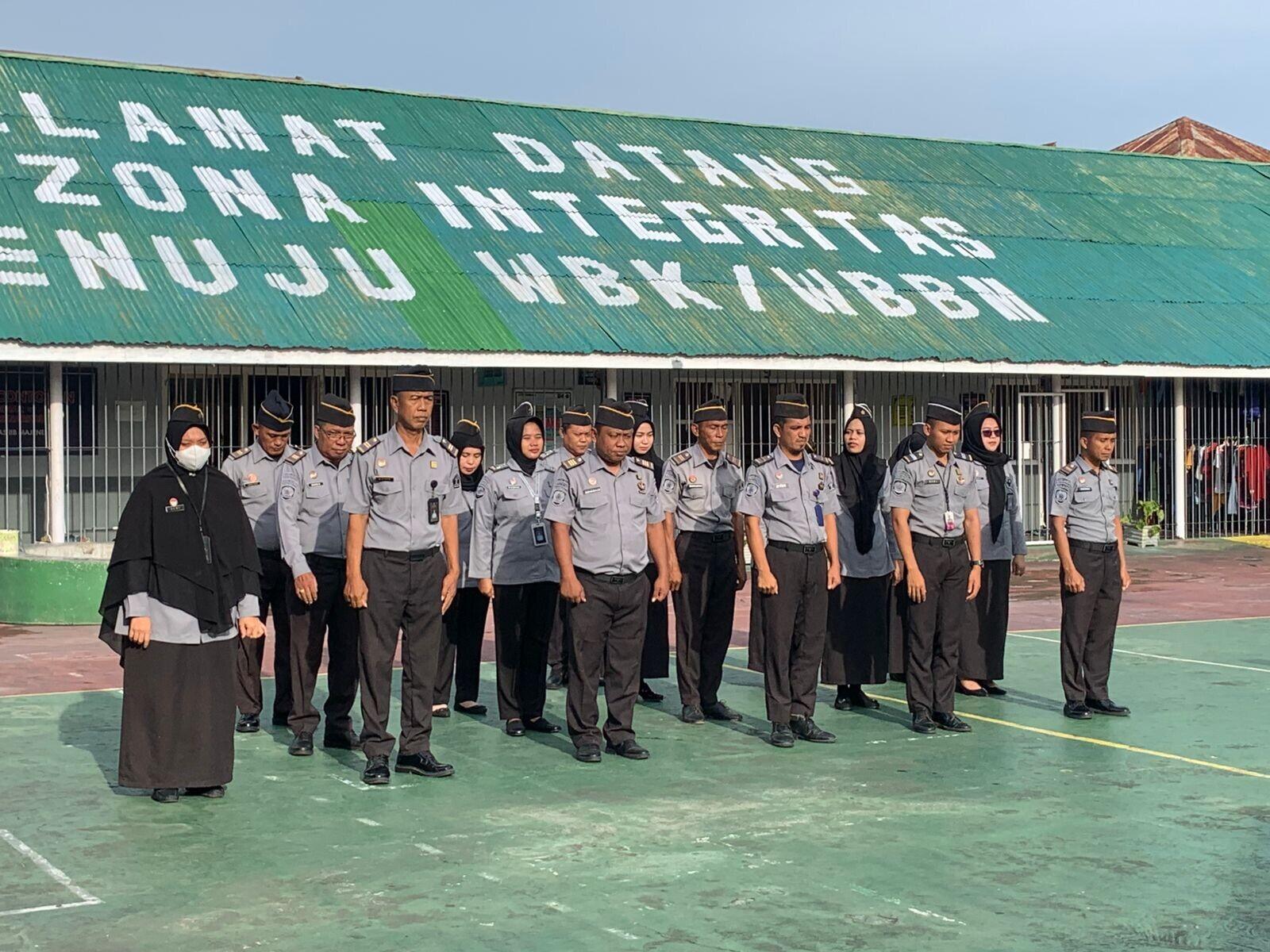 Sambut Natal & Tahun Baru, Karutan Majene Sampaikan Pesan Ditjenpas Di Apel Pagi