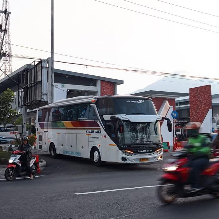 Ambisi Gila Sinar Jaya, Ingin Jadi Raja Bus di Pulau Jawa