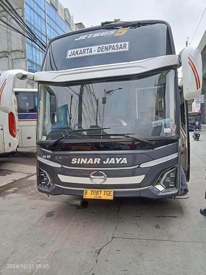 Ambisi Gila Sinar Jaya, Ingin Jadi Raja Bus di Pulau Jawa