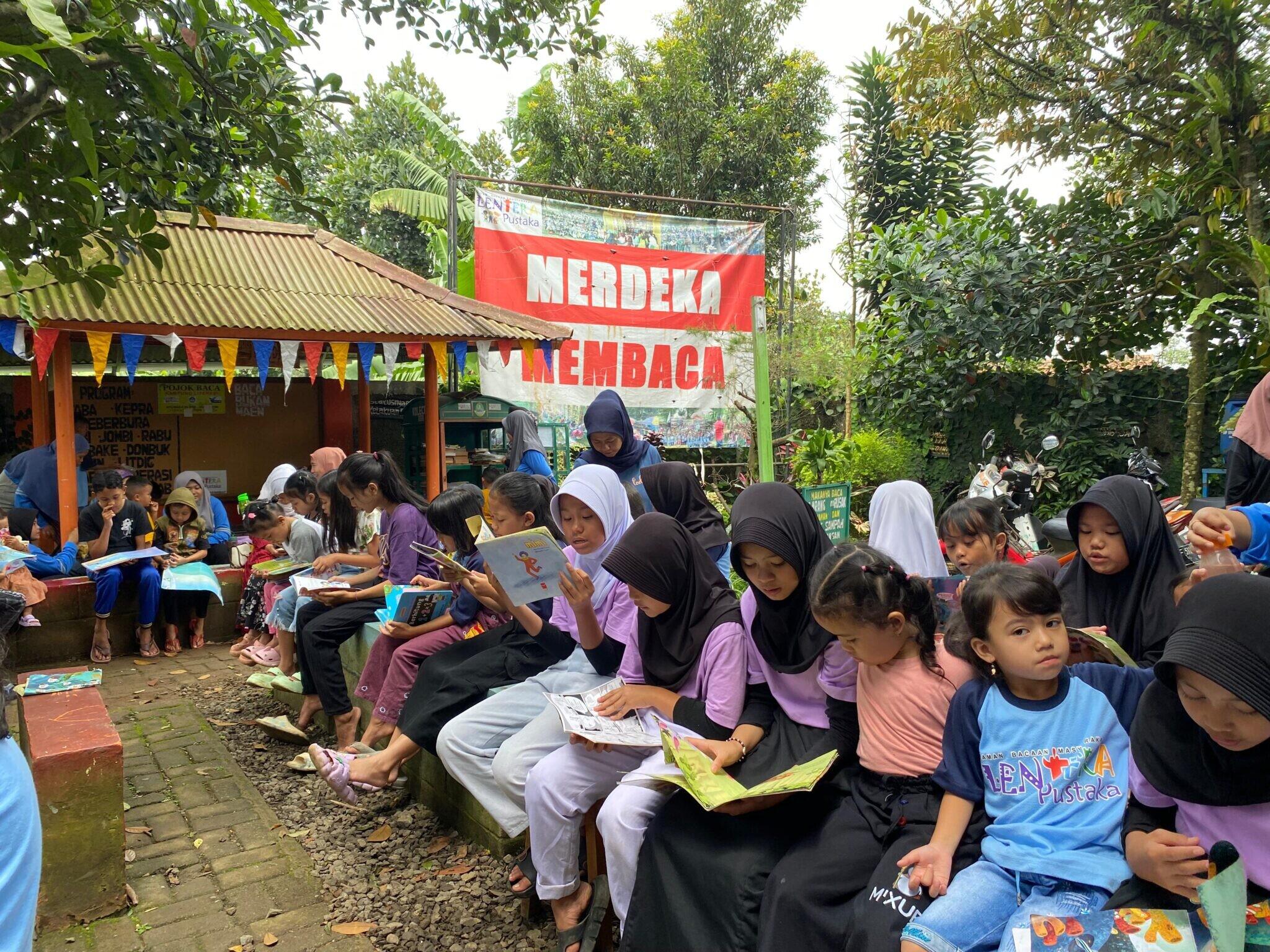 Tetaplah Membaca, Pesan Akkhir Tahun 2024 dari Taman Bacaan