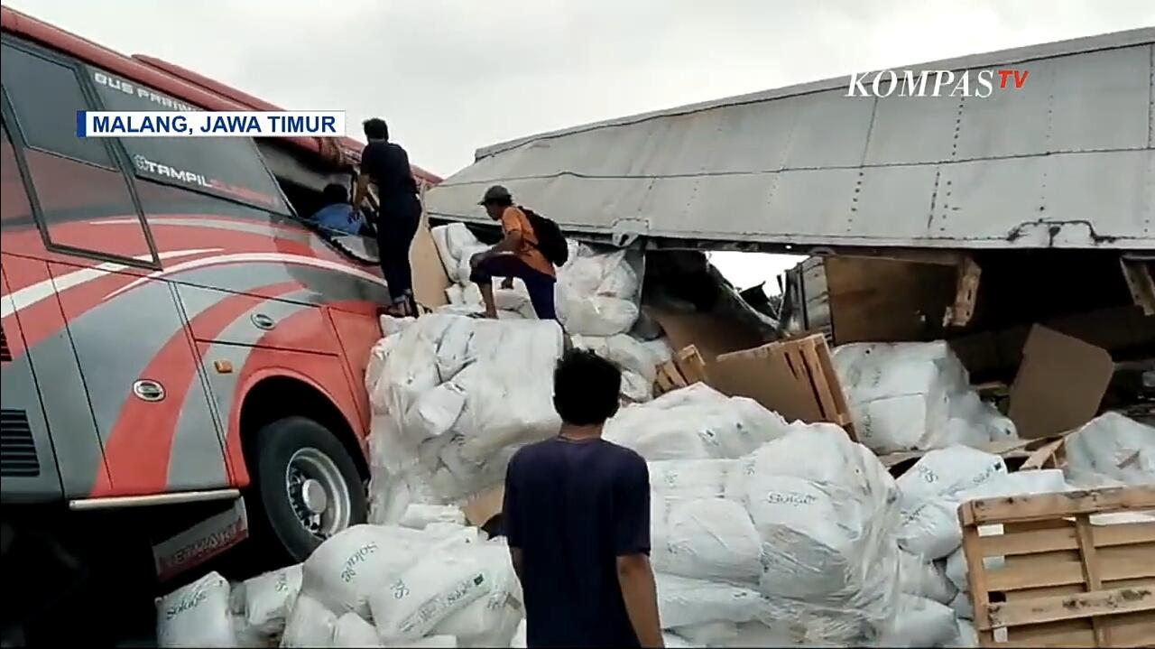 Bus Pariwisata Kecelakaan di Malang, Netizen Serukan untuk Hentikan Study Tour