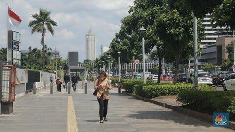 Laporan 2024: Indonesia Nomor Satu Dunia, Warganya sudah Kecanduan Parah pakai Hape!