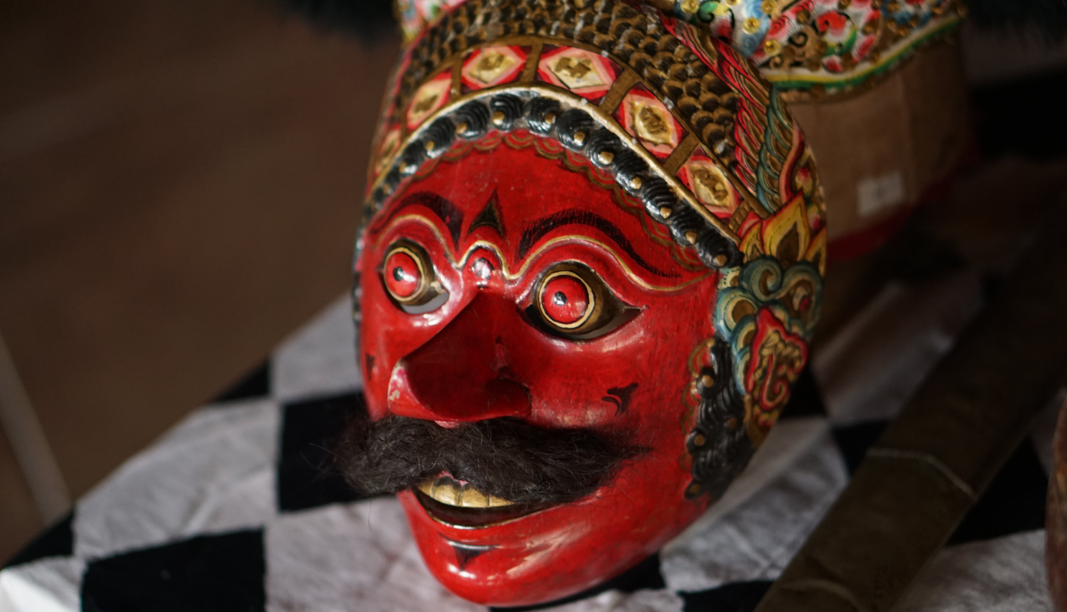 TOPENG DALANG KLATEN, WARISAN BUDAYA TAK BENDA YANG TELAH MENGALAMI “MATI SURI”