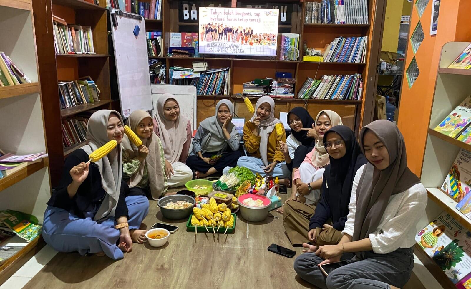 7 Pesan Tahun Baruan Ala Relawan Taman Bacaan