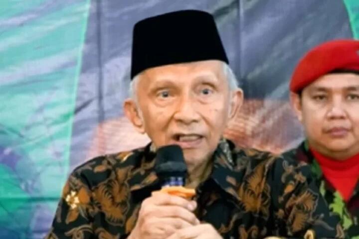 Amien Rais Desak Prabowo Pecat Gibran