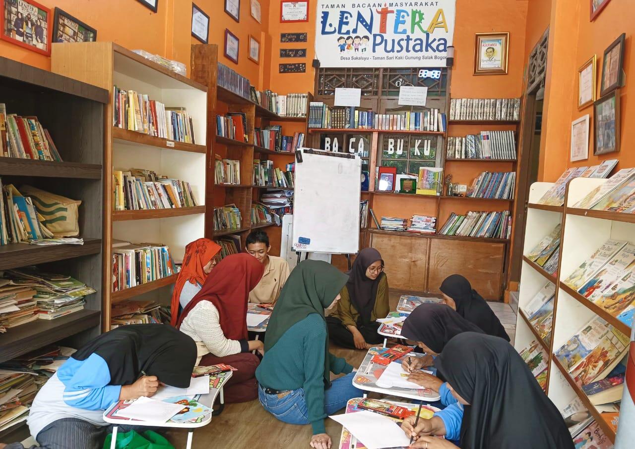 Pengennya Posting Salju, Jadinya Malah Taman Bacaan