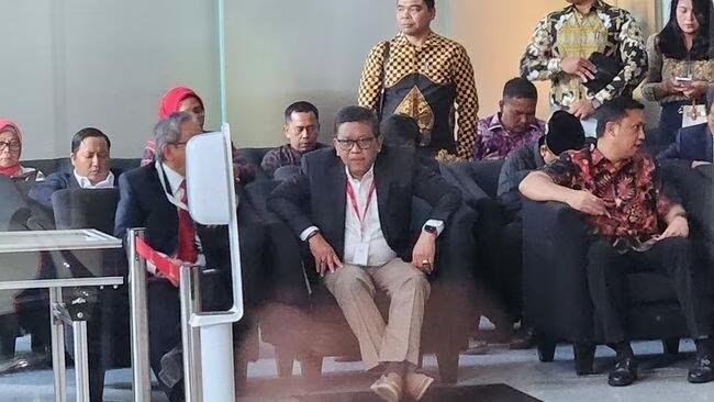 Hasto Siap Diperiksa KPK, Singgung Bung Karno Lagi

