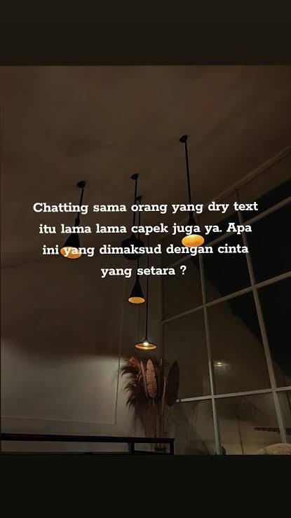 Dry Text dari Gebetan: Tanda Nggak Suka atau Emang Gaya Chat-nya?