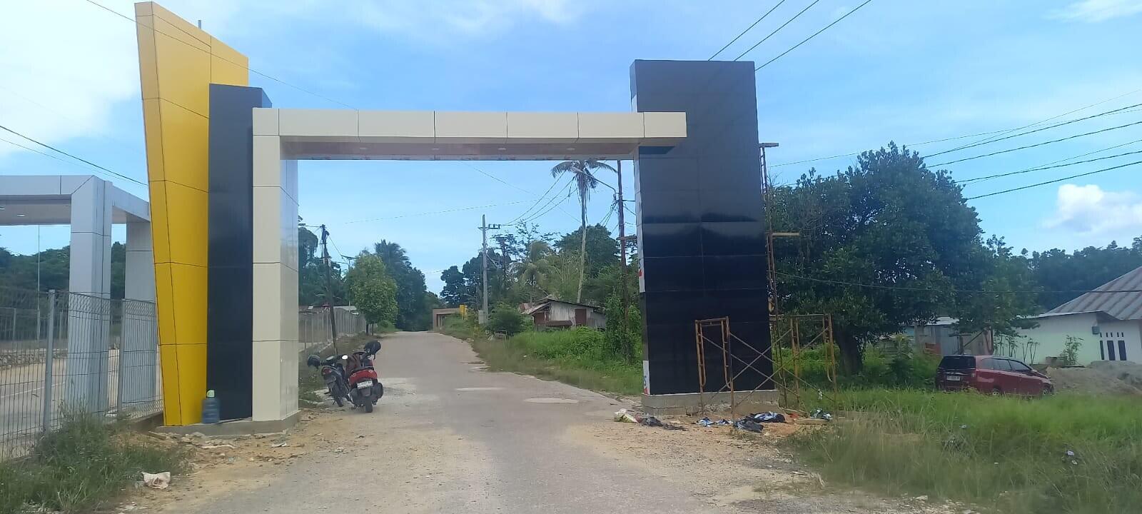 API: NEWS-News-news- terbaru percetakan kendari advertising kendari buat Gapura ACP