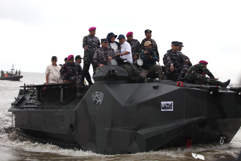 Dipantau Langsung Titiek Soeharto, Ribuan Personel TNI Bongkar Pagar Hari Ini