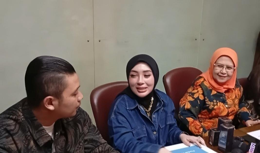 Shella Saukia Berikan Klarifikasi Soal Dugaan Pengeroyokan Terhadap Doktif