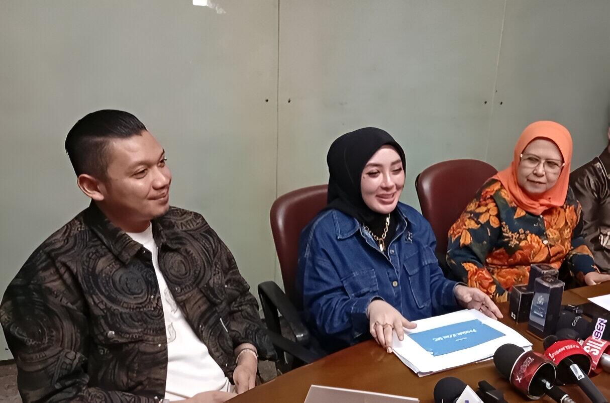 Shella Saukia Berikan Klarifikasi Soal Dugaan Pengeroyokan Terhadap Doktif