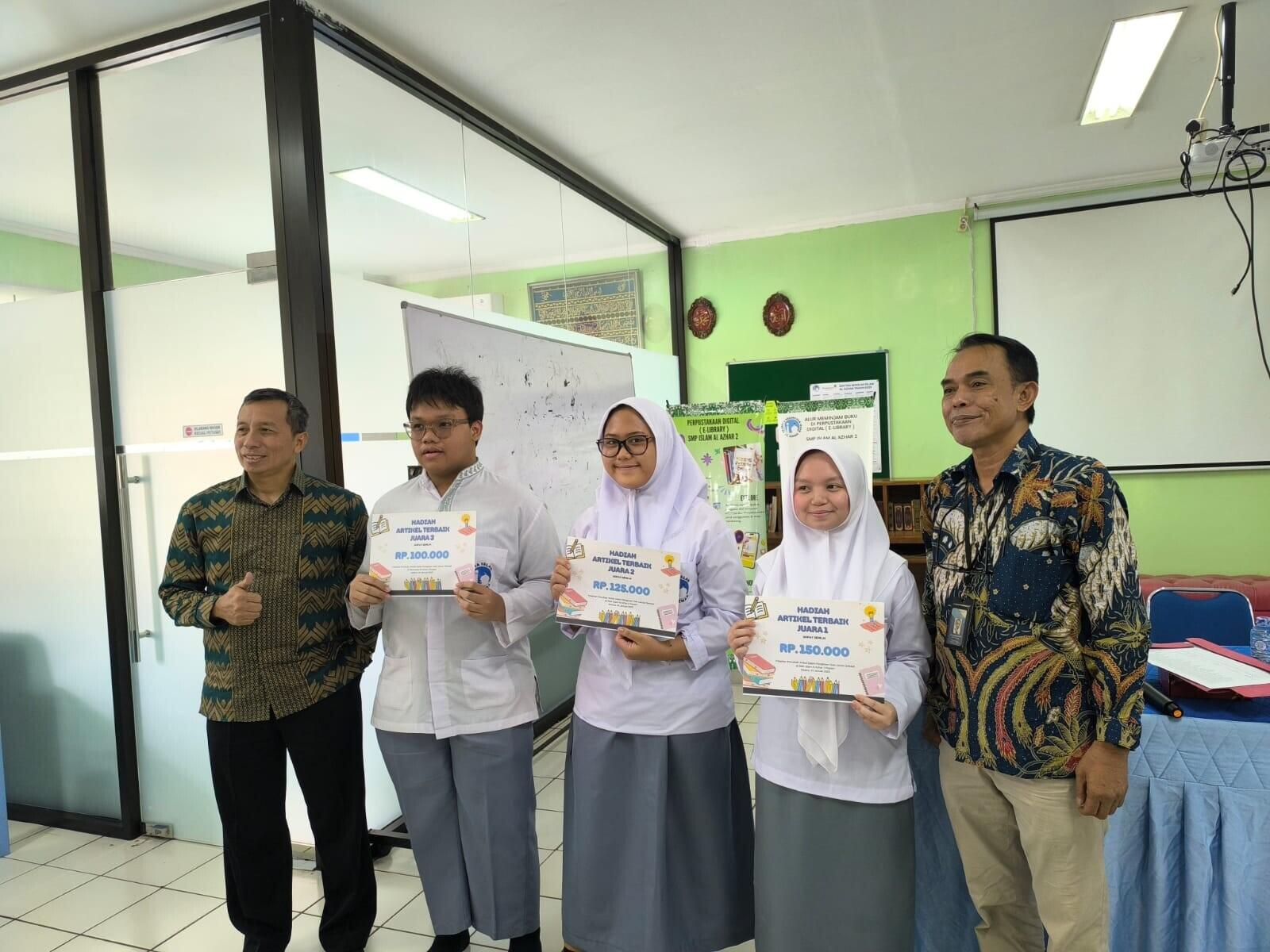 SMA Islam Al Azhar 2 Optimalkan Potensi Menulis Siswa, Gelar Workshop Literasi